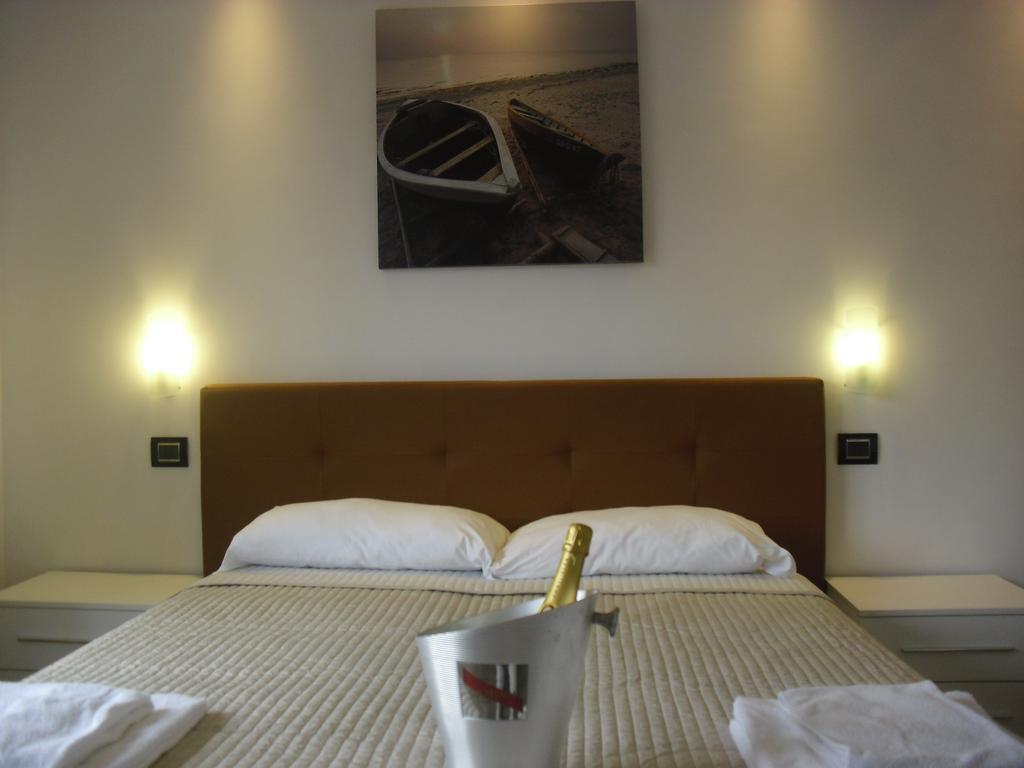 Luce Di Luna Luxury Suites Řím Exteriér fotografie