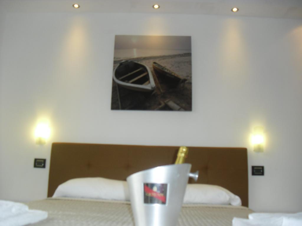 Luce Di Luna Luxury Suites Řím Exteriér fotografie
